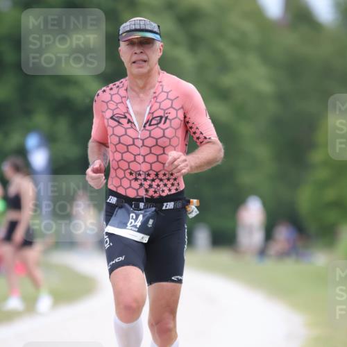 22.06.2025 - Viking Triathlon H.Heesch http://msf.ph/oto/8103295 22.06.2025 13:38:54 Laufen 64 meine-sportfotos.de