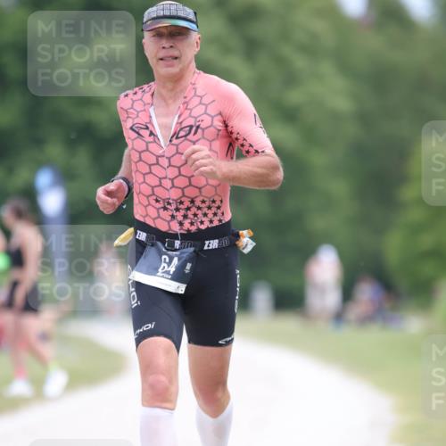 22.06.2025 - Viking Triathlon H.Heesch http://msf.ph/oto/8103298 22.06.2025 13:38:54 Laufen 64 meine-sportfotos.de