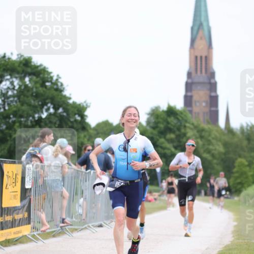 22.06.2025 - Viking Triathlon H.Heesch http://msf.ph/oto/8103393 22.06.2025 13:39:36 Laufen 30, 154, 488 meine-sportfotos.de