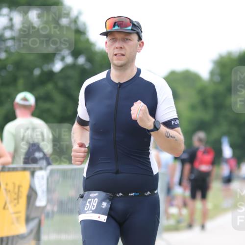 22.06.2025 - Viking Triathlon H.Heesch http://msf.ph/oto/8103395 22.06.2025 15:52:13 Laufen 519 meine-sportfotos.de
