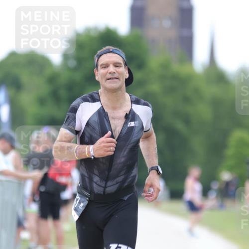 22.06.2025 - Viking Triathlon H.Heesch http://msf.ph/oto/8103416 22.06.2025 15:52:36 Laufen 463 meine-sportfotos.de