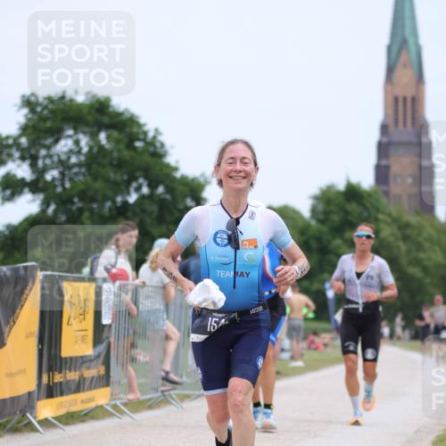 22.06.2025 - Viking Triathlon H.Heesch http://msf.ph/oto/8103437 22.06.2025 13:39:37 Laufen 30, 154, 488 meine-sportfotos.de