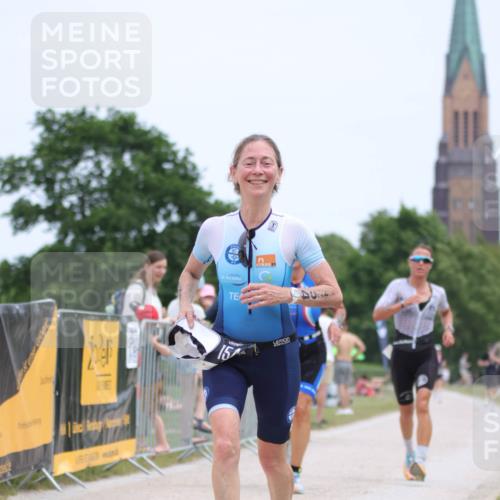22.06.2025 - Viking Triathlon H.Heesch http://msf.ph/oto/8103447 22.06.2025 13:39:37 Laufen 30, 154, 488 meine-sportfotos.de