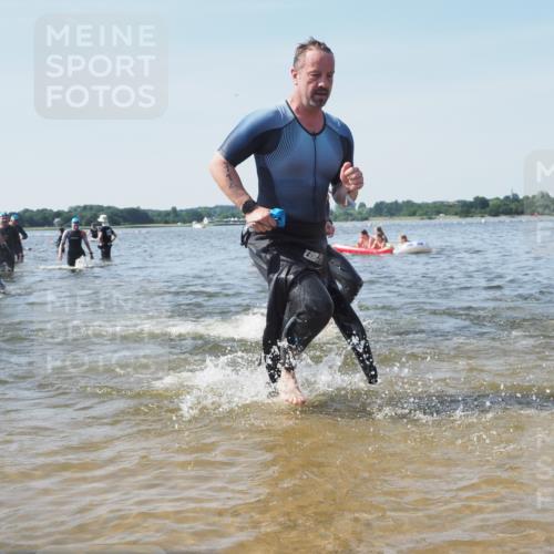 22.06.2025 - Viking Triathlon KatJ http://msf.ph/oto/8103555 22.06.2025 10:34:50 Schwimmen 17, 43, 77, 114, 161, 284, 323, 434, 475, 548, 550 meine-sportfotos.de
