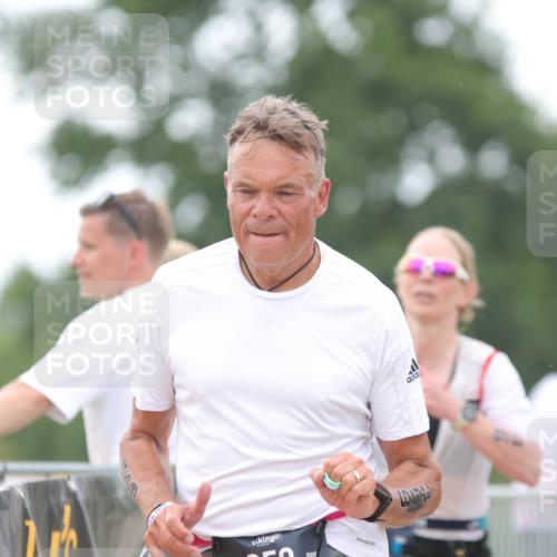 22.06.2025 - Viking Triathlon H.Heesch http://msf.ph/oto/8103588 22.06.2025 15:53:29 Laufen 46, 359, 548 meine-sportfotos.de