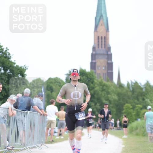 22.06.2025 - Viking Triathlon H.Heesch http://msf.ph/oto/8103595 22.06.2025 13:39:47 Laufen 464 meine-sportfotos.de