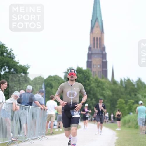 22.06.2025 - Viking Triathlon H.Heesch http://msf.ph/oto/8103599 22.06.2025 13:39:47 Laufen 464 meine-sportfotos.de