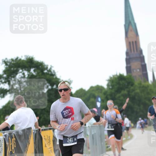22.06.2025 - Viking Triathlon H.Heesch http://msf.ph/oto/8103660 22.06.2025 15:54:01 Laufen 43, 213, 241 meine-sportfotos.de