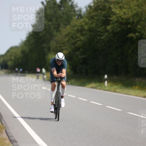 22.06.2025 - Viking Triathlon Yannick Fuchs http://msf.ph/oto/8103682 22.06.2025 11:27:16 Radfahren 172, 253, 367, 420, 437, 529, 652 meine-sportfotos.de