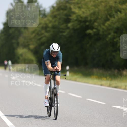 22.06.2025 - Viking Triathlon Yannick Fuchs http://msf.ph/oto/8103701 22.06.2025 11:27:17 Radfahren 172, 253, 367, 420, 437, 529, 652 meine-sportfotos.de