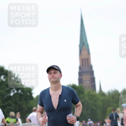 22.06.2025 - Viking Triathlon H.Heesch http://msf.ph/oto/8103723 22.06.2025 15:54:07 Laufen 43, 213 meine-sportfotos.de