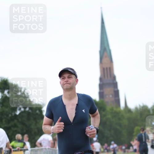 22.06.2025 - Viking Triathlon H.Heesch http://msf.ph/oto/8103732 22.06.2025 15:54:07 Laufen 43, 213 meine-sportfotos.de