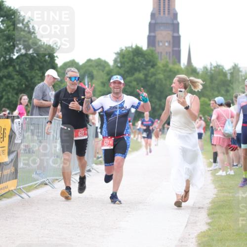 22.06.2025 - Viking Triathlon H.Heesch http://msf.ph/oto/8103742 22.06.2025 15:54:24 Laufen 627 meine-sportfotos.de