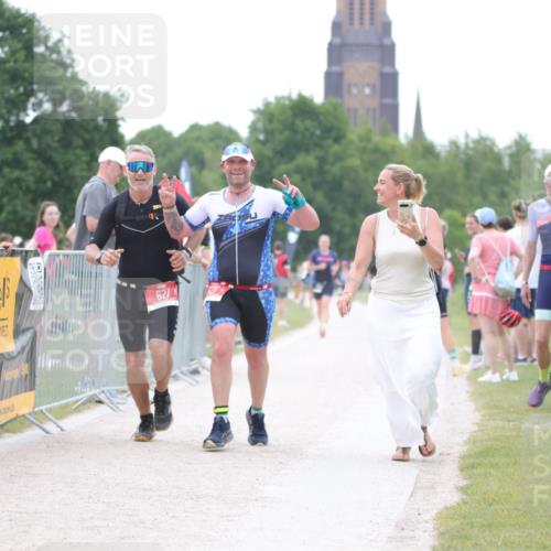 22.06.2025 - Viking Triathlon H.Heesch http://msf.ph/oto/8103763 22.06.2025 15:54:24 Laufen 627 meine-sportfotos.de