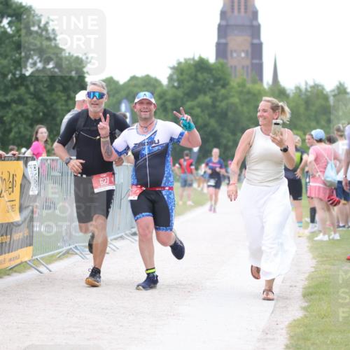22.06.2025 - Viking Triathlon H.Heesch http://msf.ph/oto/8103780 22.06.2025 15:54:24 Laufen 627 meine-sportfotos.de