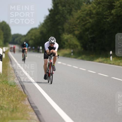 22.06.2025 - Viking Triathlon Yannick Fuchs http://msf.ph/oto/8103805 22.06.2025 11:27:23 Radfahren 57, 172, 258, 289, 359, 367, 420, 652 meine-sportfotos.de