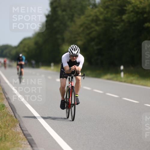 22.06.2025 - Viking Triathlon Yannick Fuchs http://msf.ph/oto/8103826 22.06.2025 11:27:24 Radfahren 57, 172, 258, 289, 359, 367, 420, 652 meine-sportfotos.de