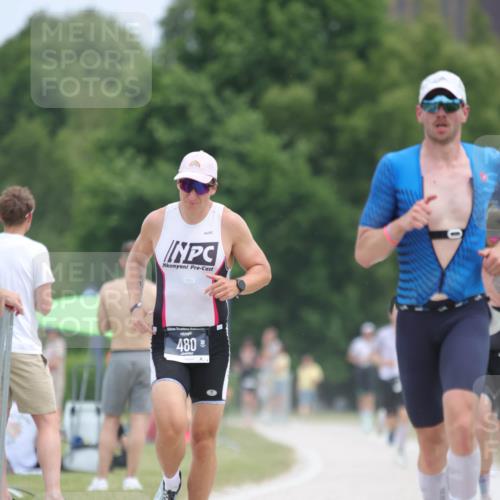 22.06.2025 - Viking Triathlon H.Heesch http://msf.ph/oto/8103845 22.06.2025 13:40:04 Laufen 45, 291, 480, 546 meine-sportfotos.de