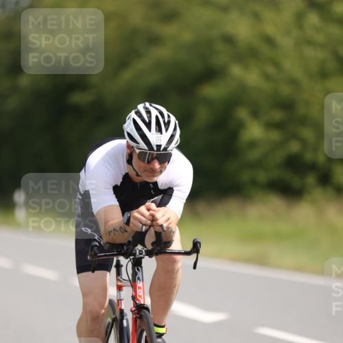 22.06.2025 - Viking Triathlon Yannick Fuchs http://msf.ph/oto/8103875 22.06.2025 11:27:25 Radfahren 57, 172, 258, 289, 359, 367, 420, 652 meine-sportfotos.de
