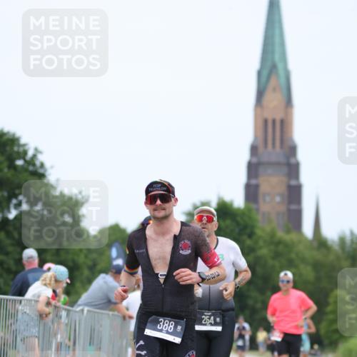 22.06.2025 - Viking Triathlon H.Heesch http://msf.ph/oto/8104030 22.06.2025 13:40:38 Laufen 388, 407, 644 meine-sportfotos.de