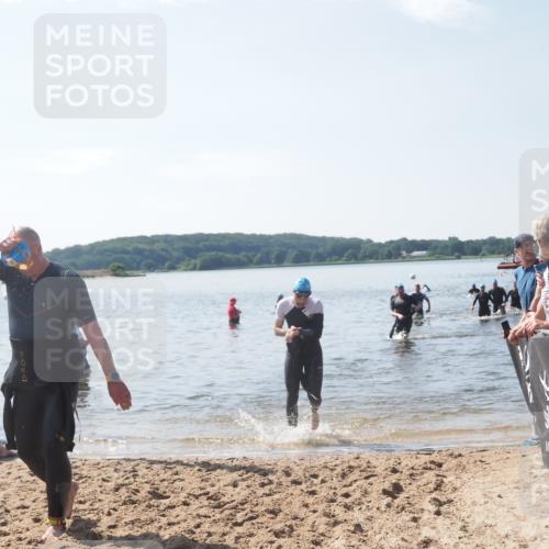 22.06.2025 - Viking Triathlon MichiJ http://msf.ph/oto/8104071 22.06.2025 10:47:09 Schwimmen 36, 51, 74, 378, 421 meine-sportfotos.de