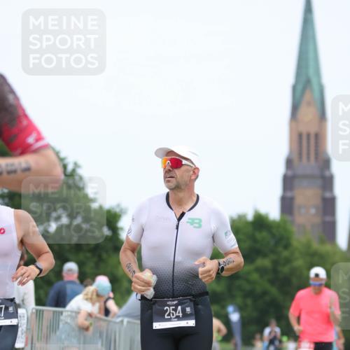 22.06.2025 - Viking Triathlon H.Heesch http://msf.ph/oto/8104105 22.06.2025 13:40:40 Laufen 388, 407, 644 meine-sportfotos.de