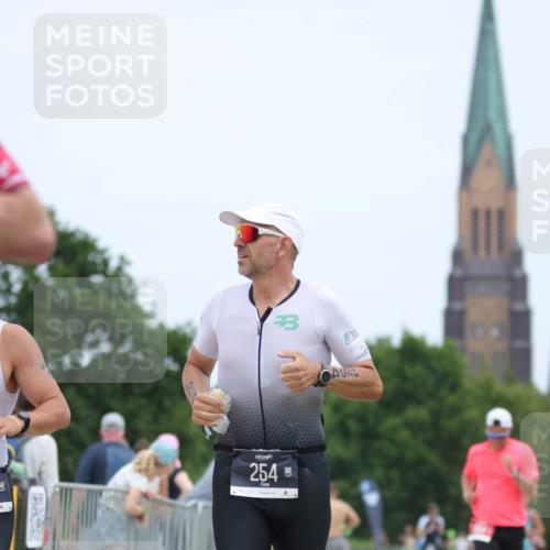 22.06.2025 - Viking Triathlon H.Heesch http://msf.ph/oto/8104116 22.06.2025 13:40:40 Laufen 388, 407, 644 meine-sportfotos.de
