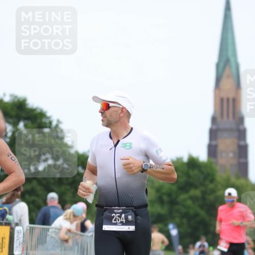 22.06.2025 - Viking Triathlon H.Heesch http://msf.ph/oto/8104126 22.06.2025 13:40:40 Laufen 388, 407, 644 meine-sportfotos.de