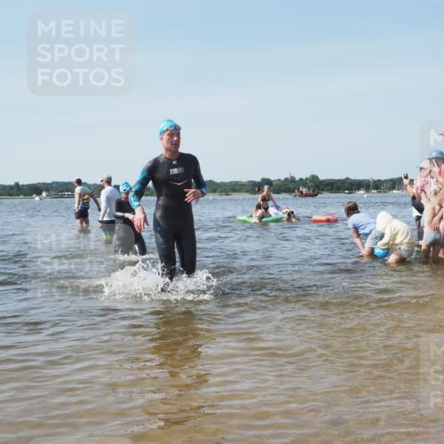 22.06.2025 - Viking Triathlon KatJ http://msf.ph/oto/8104150 22.06.2025 10:35:16 Schwimmen 139, 157, 204, 296, 320, 365, 395, 508, 632, 660 meine-sportfotos.de
