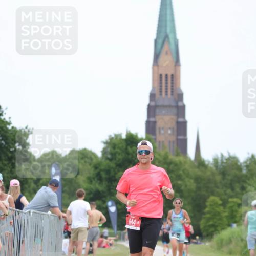 22.06.2025 - Viking Triathlon H.Heesch http://msf.ph/oto/8104202 22.06.2025 13:40:42 Laufen 388, 407, 644 meine-sportfotos.de