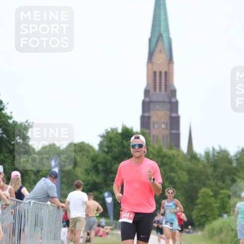 22.06.2025 - Viking Triathlon H.Heesch http://msf.ph/oto/8104213 22.06.2025 13:40:42 Laufen 388, 407, 644 meine-sportfotos.de
