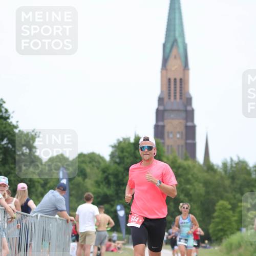 22.06.2025 - Viking Triathlon H.Heesch http://msf.ph/oto/8104220 22.06.2025 13:40:42 Laufen 388, 407, 644 meine-sportfotos.de