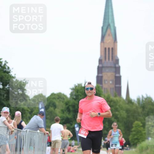 22.06.2025 - Viking Triathlon H.Heesch http://msf.ph/oto/8104231 22.06.2025 13:40:42 Laufen 388, 407, 644 meine-sportfotos.de