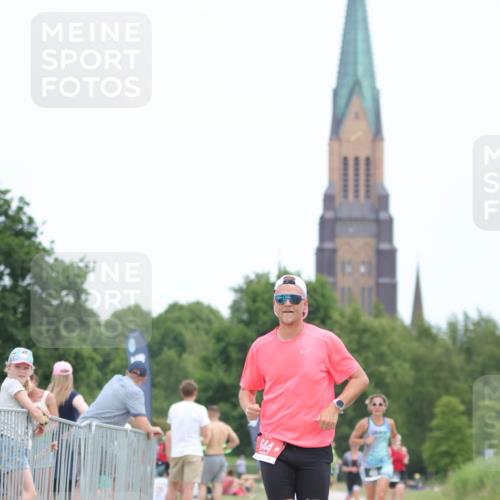 22.06.2025 - Viking Triathlon H.Heesch http://msf.ph/oto/8104241 22.06.2025 13:40:42 Laufen 388, 407, 644 meine-sportfotos.de