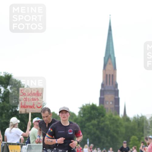 22.06.2025 - Viking Triathlon H.Heesch http://msf.ph/oto/8104362 22.06.2025 15:55:30 Laufen 222, 476 meine-sportfotos.de