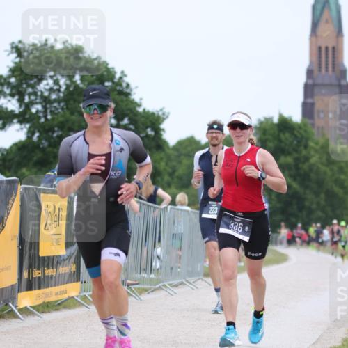 22.06.2025 - Viking Triathlon H.Heesch http://msf.ph/oto/8104379 22.06.2025 13:40:55 Laufen 12, 223, 254, 336, 465 meine-sportfotos.de