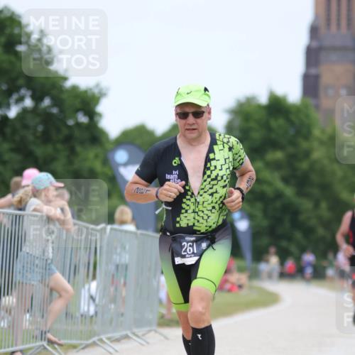 22.06.2025 - Viking Triathlon H.Heesch http://msf.ph/oto/8104426 22.06.2025 13:41:12 Laufen 261, 327 meine-sportfotos.de