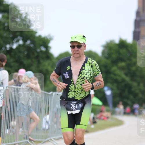 22.06.2025 - Viking Triathlon H.Heesch http://msf.ph/oto/8104435 22.06.2025 13:41:13 Laufen 261, 327 meine-sportfotos.de