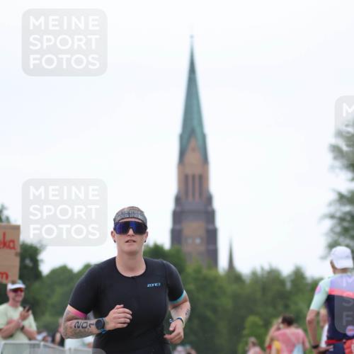 22.06.2025 - Viking Triathlon H.Heesch http://msf.ph/oto/8104449 22.06.2025 15:55:40 Laufen 197, 201 meine-sportfotos.de