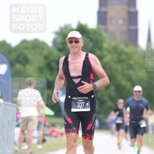 22.06.2025 - Viking Triathlon H.Heesch http://msf.ph/oto/8104458 22.06.2025 13:41:17 Laufen 261, 327, 434 meine-sportfotos.de