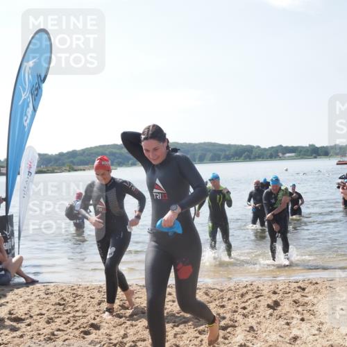 22.06.2025 - Viking Triathlon MichiJ http://msf.ph/oto/8104519 22.06.2025 10:47:48 Schwimmen 71, 84, 183, 190, 223, 261, 285, 452, 606 meine-sportfotos.de