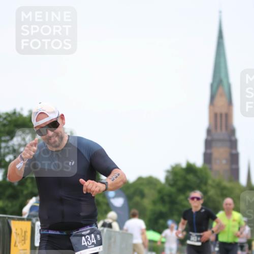 22.06.2025 - Viking Triathlon H.Heesch http://msf.ph/oto/8104525 22.06.2025 13:41:25 Laufen 40, 263, 343, 434 meine-sportfotos.de