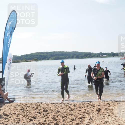 22.06.2025 - Viking Triathlon MichiJ http://msf.ph/oto/8104567 22.06.2025 10:47:49 Schwimmen 71, 84, 190, 223, 261, 285, 452, 606 meine-sportfotos.de