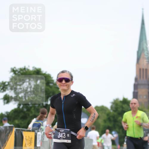 22.06.2025 - Viking Triathlon H.Heesch http://msf.ph/oto/8104571 22.06.2025 13:41:27 Laufen 40, 199, 263, 343, 434 meine-sportfotos.de