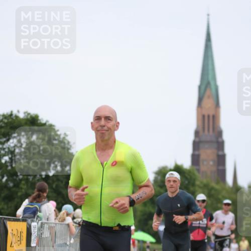 22.06.2025 - Viking Triathlon H.Heesch http://msf.ph/oto/8104615 22.06.2025 13:41:30 Laufen 40, 199, 263, 343, 448, 510 meine-sportfotos.de