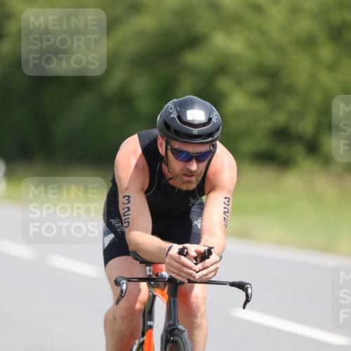 22.06.2025 - Viking Triathlon Yannick Fuchs http://msf.ph/oto/8104617 22.06.2025 12:08:04 Radfahren 29, 157, 166, 325, 334, 468 meine-sportfotos.de