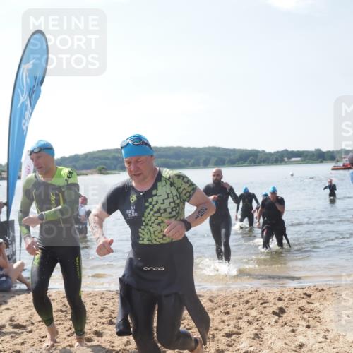 22.06.2025 - Viking Triathlon MichiJ http://msf.ph/oto/8104648 22.06.2025 10:47:53 Schwimmen 84, 190, 223, 285, 452 meine-sportfotos.de