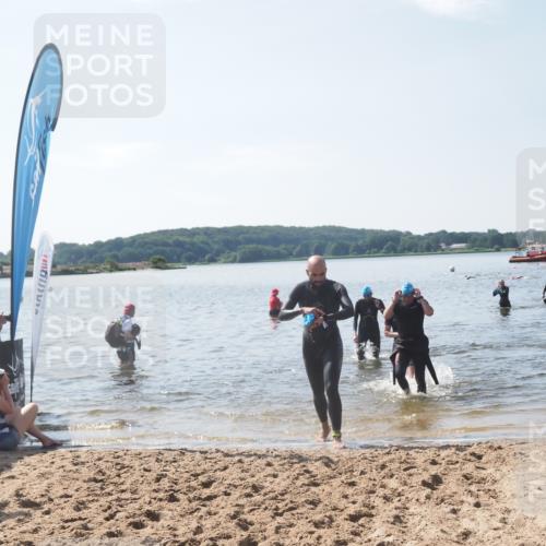 22.06.2025 - Viking Triathlon MichiJ http://msf.ph/oto/8104668 22.06.2025 10:47:54 Schwimmen 84, 190, 223, 285, 452 meine-sportfotos.de
