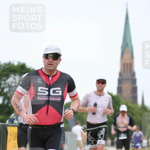22.06.2025 - Viking Triathlon H.Heesch http://msf.ph/oto/8104670 22.06.2025 13:41:35 Laufen 40, 135, 199, 448, 510, 536 meine-sportfotos.de