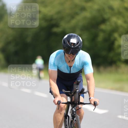 22.06.2025 - Viking Triathlon Yannick Fuchs http://msf.ph/oto/8104716 22.06.2025 12:08:15 Radfahren 29, 34, 46, 144, 164, 228, 297, 321, 451, 633 meine-sportfotos.de